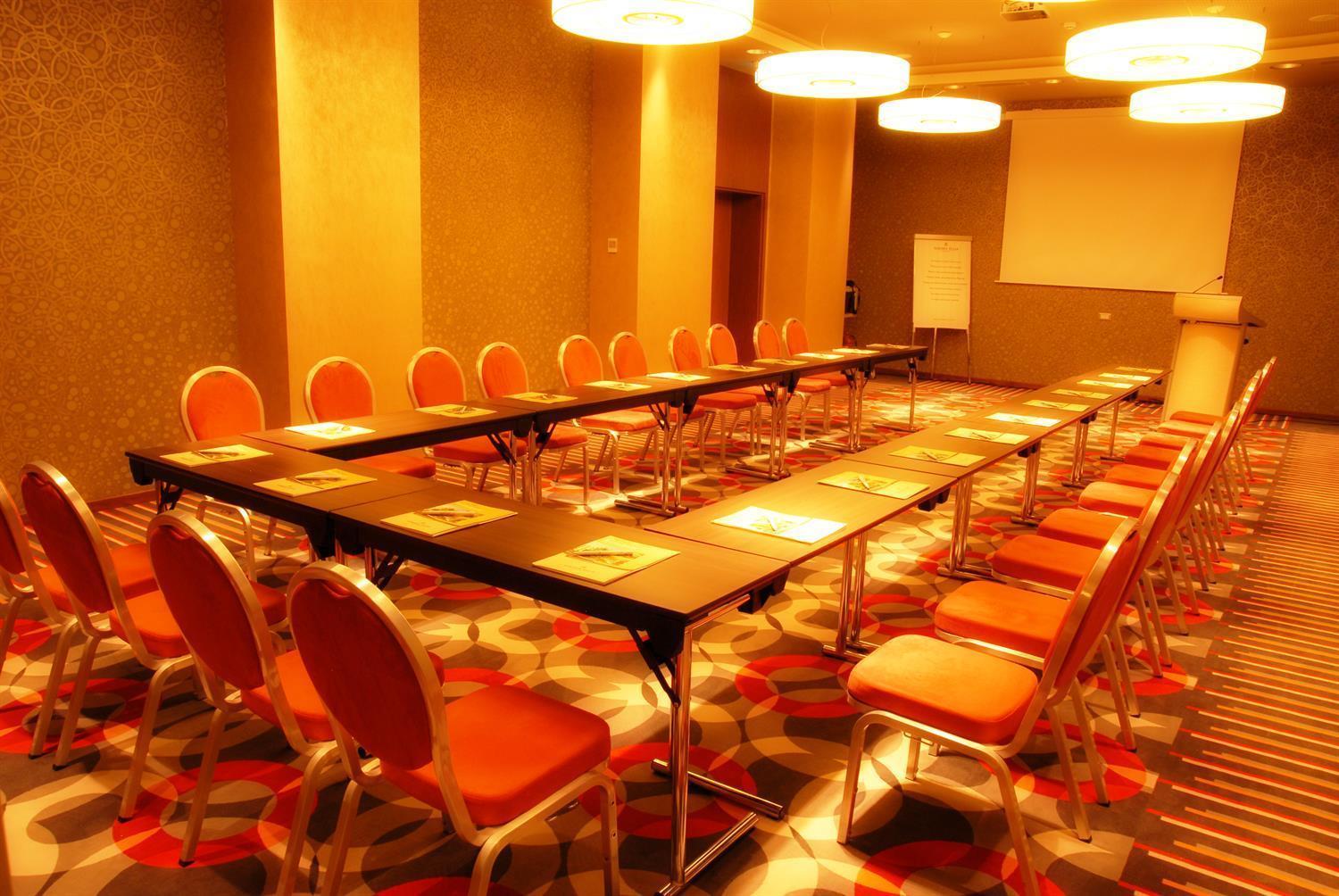 Golden Tulip Ana Dome 4* Cluj-Napoca